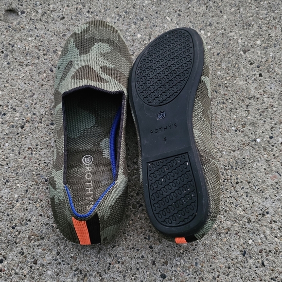 Rothys youth flats size 4Y - Picture 7 of 12